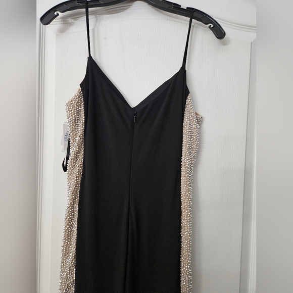NWT Xscape Beaded Mesh Detail Sleeveless Sheath Gown Sz 10 Black Nude Silver - Picture 9 of 13